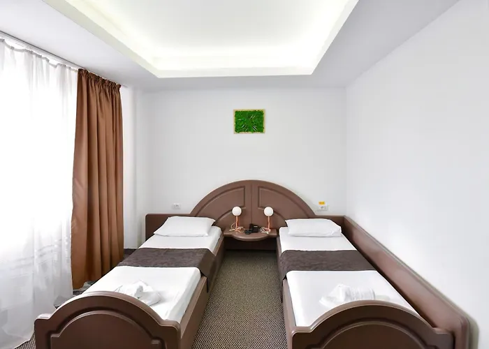 Royal By Euxin Szálloda 3*