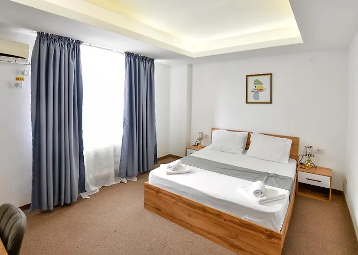 Royal By Euxin Szálloda 3*