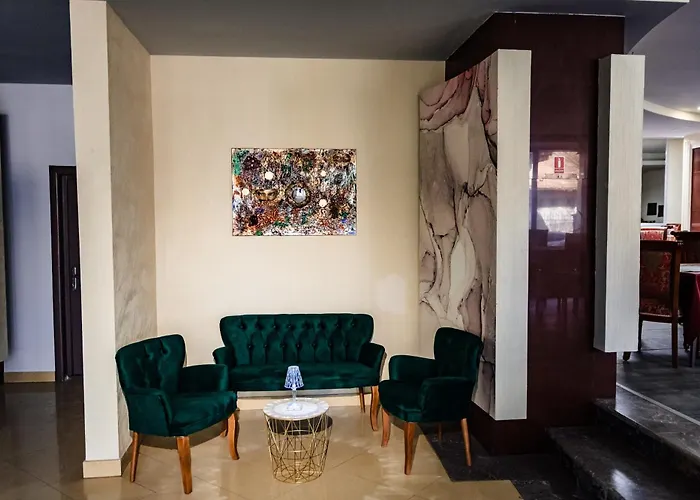 Royal By Euxin Szálloda 3*