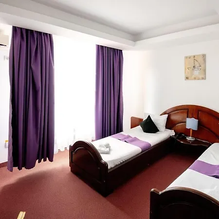 Royal By Euxin 3* Constança