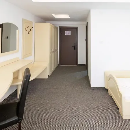 Royal By Euxin Hotel 3*