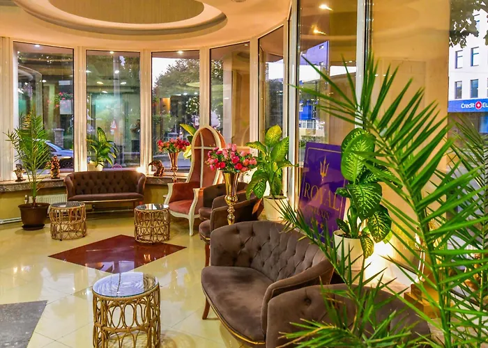 Royal By Euxin 호텔