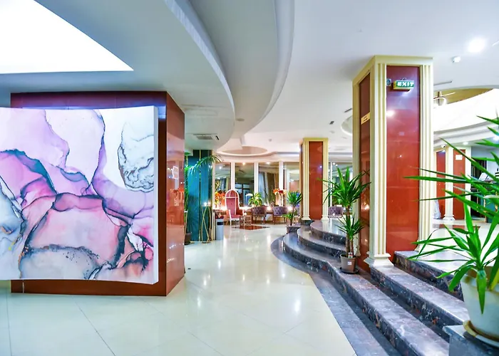 Royal By Euxin 호텔