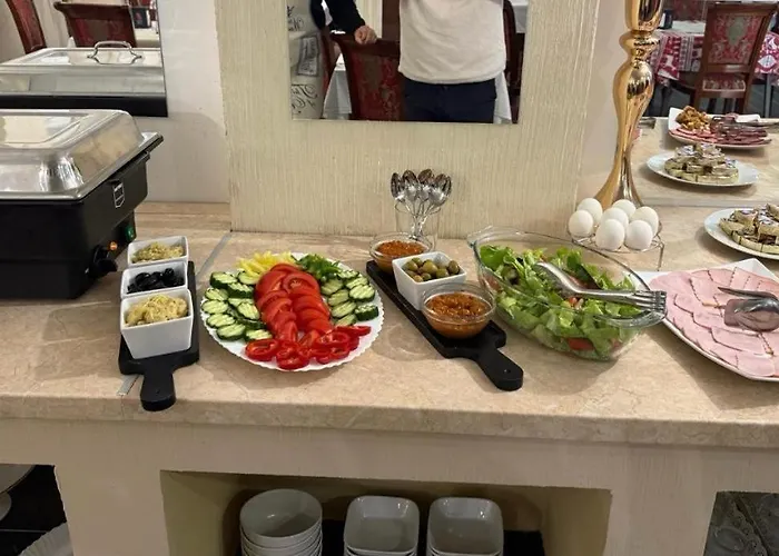 Royal By Euxin 호텔